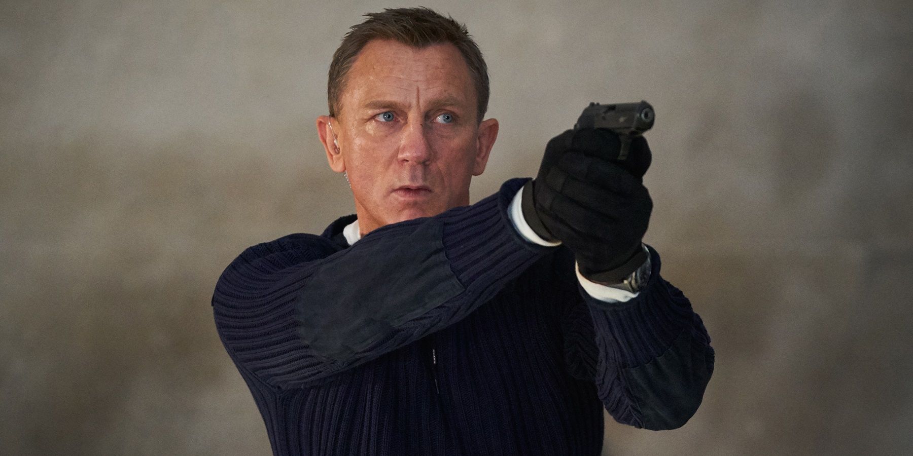 Daniel Craig의 Run As 007은 역대 최고 중 하나로 기록될 것입니다.